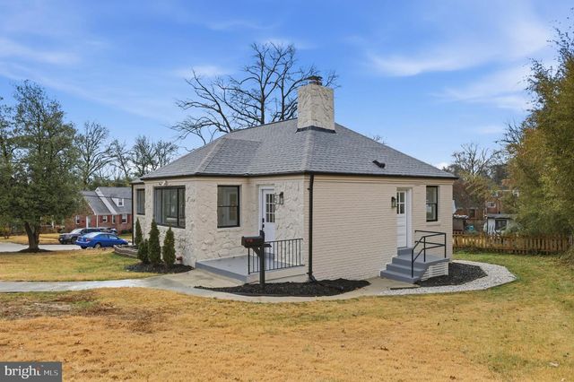 5621 HAWTHORNE ST, Landover, MD 20785