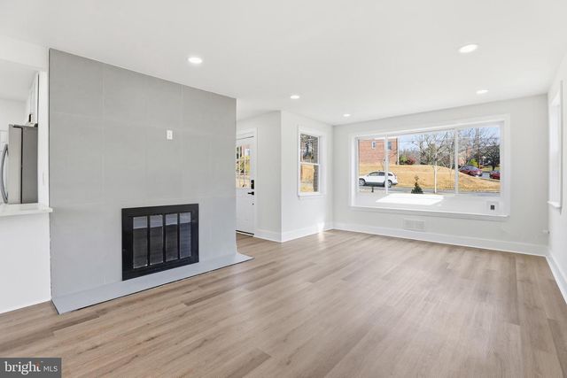 5621 HAWTHORNE ST, Landover, MD 20785