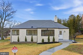 5621 HAWTHORNE ST, Landover, MD 20785