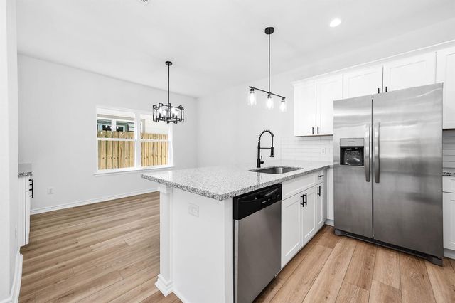 2018 Hampton Street B, Houston, TX 77088