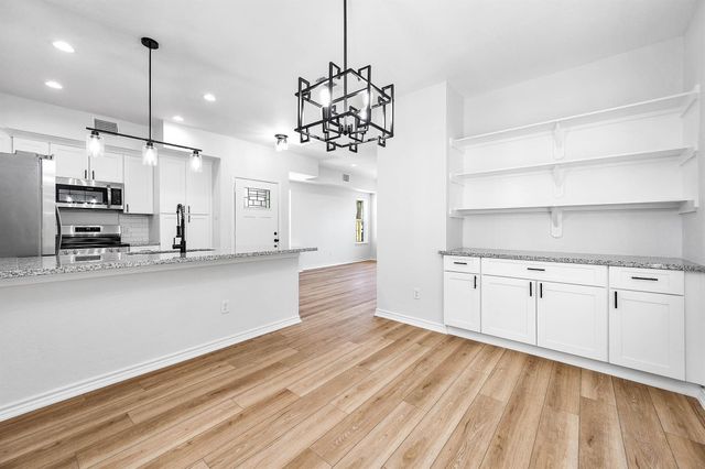 2018 Hampton Street B, Houston, TX 77088