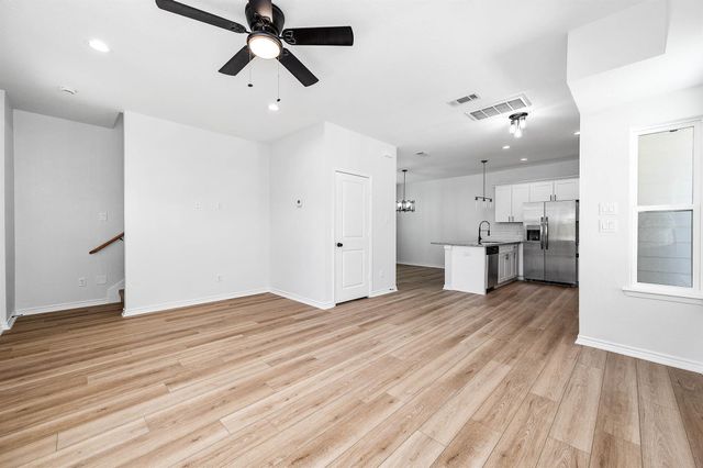 2018 Hampton Street B, Houston, TX 77088