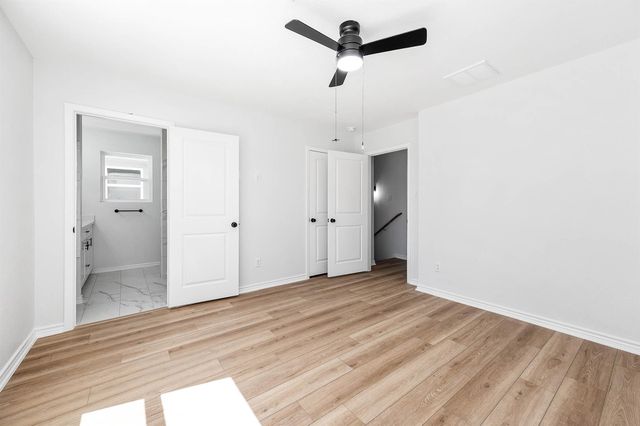 2018 Hampton Street B, Houston, TX 77088