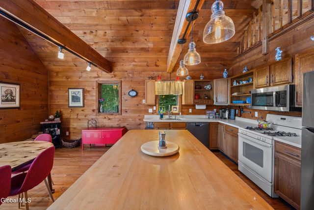 283 Ave Of The Stars, Blenheim, NY 12131