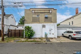 172 Lyon Street, Paterson, NJ 07524