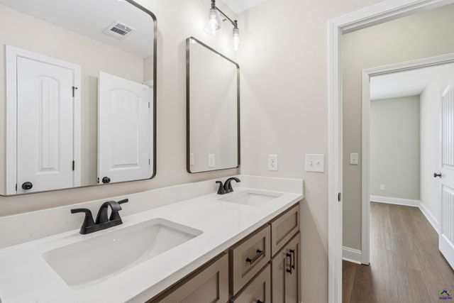 205 Sugar Creek Trail, Perry, GA 31069