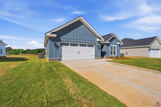 205 Sugar Creek Trail, Perry, GA 31069