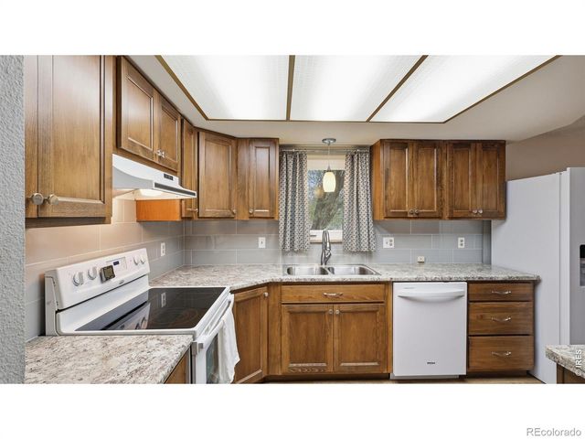 817 Meng Drive, Fort Morgan, CO 80701