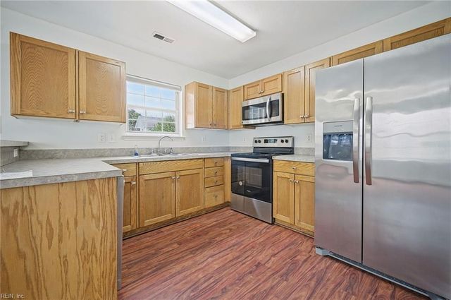 831 Marshall AVE, Norfolk, VA 23504