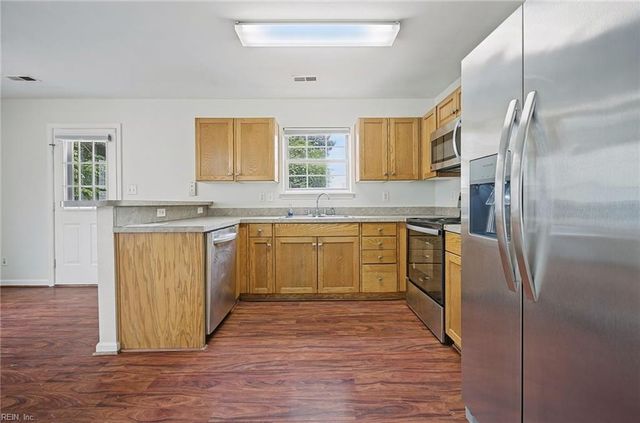 831 Marshall AVE, Norfolk, VA 23504