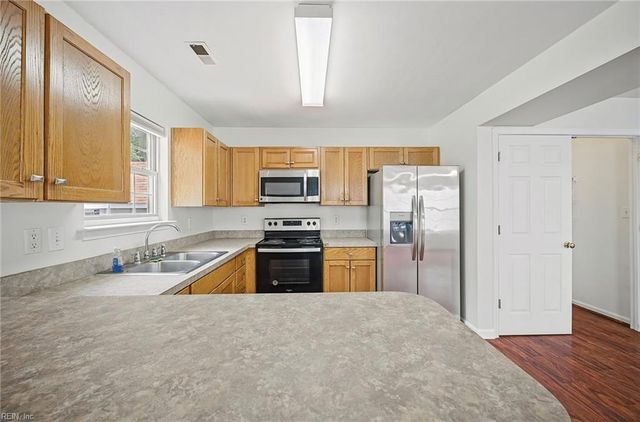 831 Marshall AVE, Norfolk, VA 23504