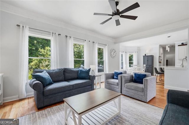 205 Stillwater Glen, Woodstock, GA 30188
