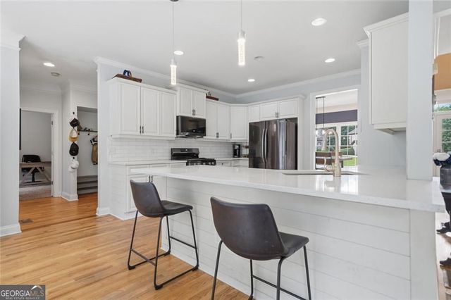205 Stillwater Glen, Woodstock, GA 30188
