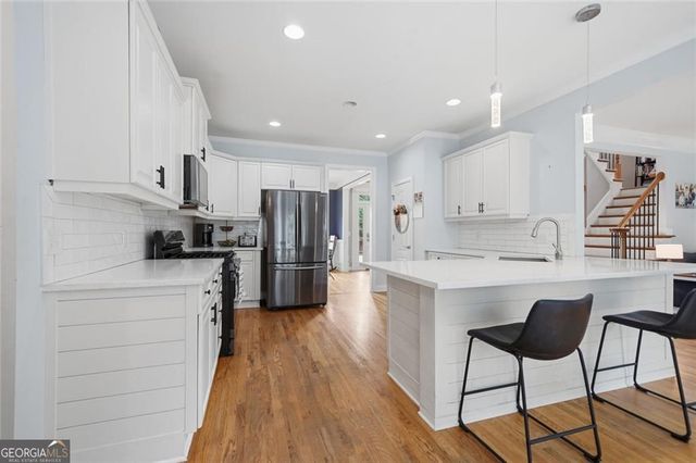 205 Stillwater Glen, Woodstock, GA 30188