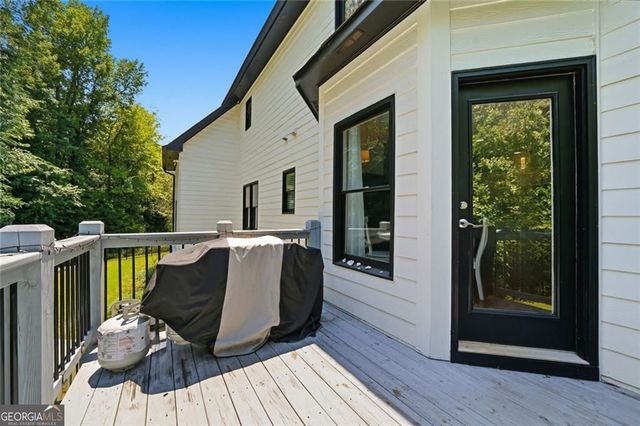 205 Stillwater Glen, Woodstock, GA 30188