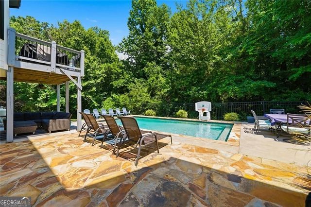 205 Stillwater Glen, Woodstock, GA 30188