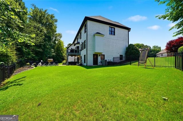 205 Stillwater Glen, Woodstock, GA 30188