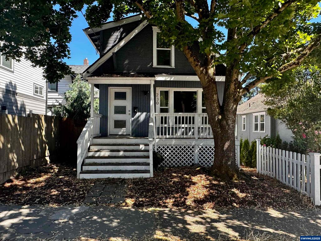 230 14th St SE, Salem, OR 97301