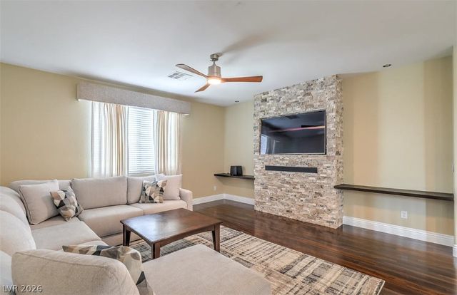 12308 Kings Eagle Street, Las Vegas, NV 89141