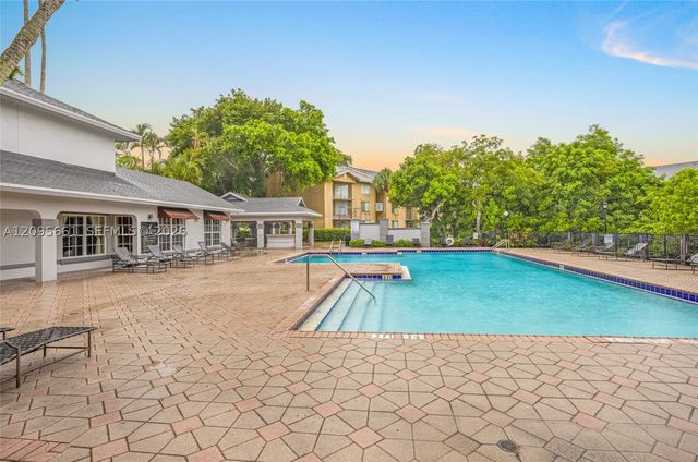 4025 W Mcnab Rd E312, Pompano Beach, FL 33069