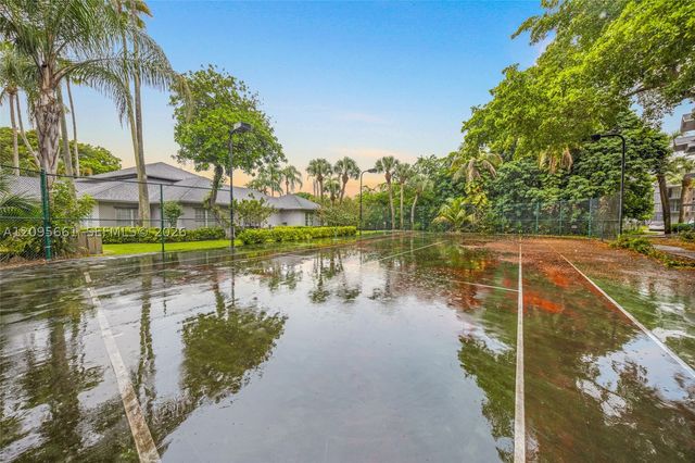 4025 W Mcnab Rd E312, Pompano Beach, FL 33069