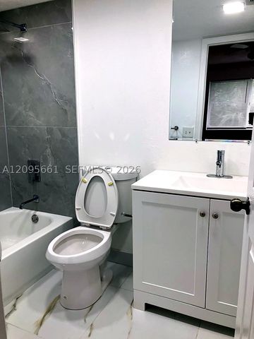4025 W Mcnab Rd E312, Pompano Beach, FL 33069