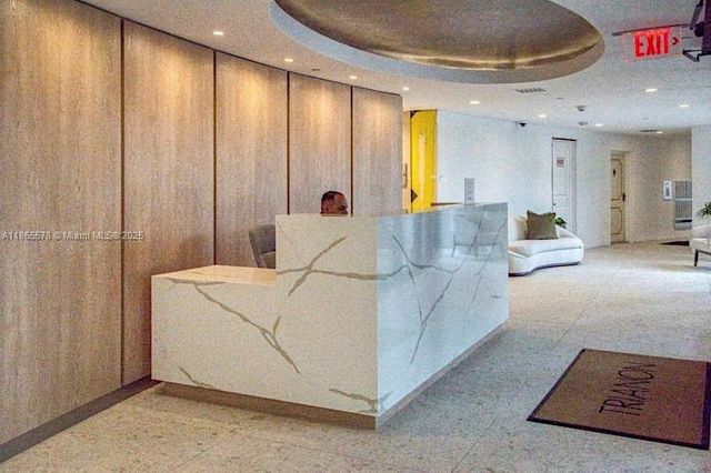 1200 S Flagler Dr 206, West Palm Beach, FL 33401