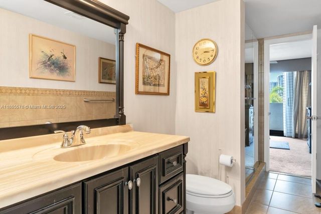 1200 S Flagler Dr 206, West Palm Beach, FL 33401