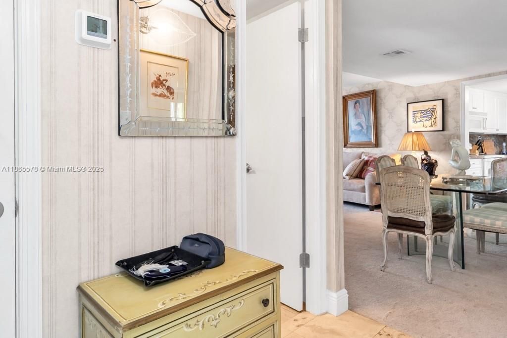 1200 S Flagler Dr 206, West Palm Beach, FL 33401