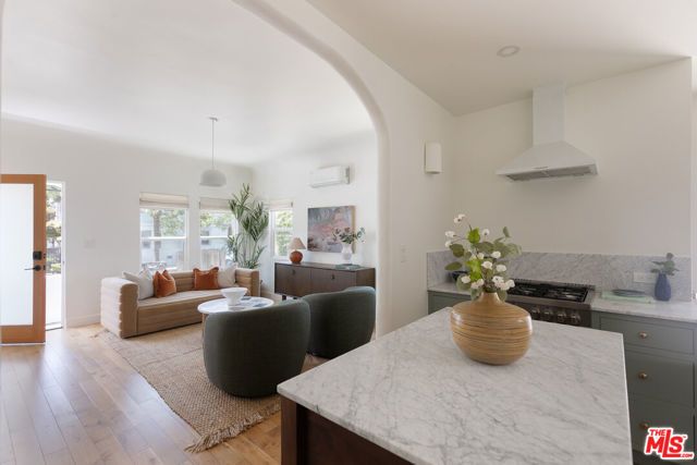 4437 Lockwood Avenue, Los Angeles, CA 90029