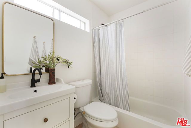 4437 Lockwood Avenue, Los Angeles, CA 90029