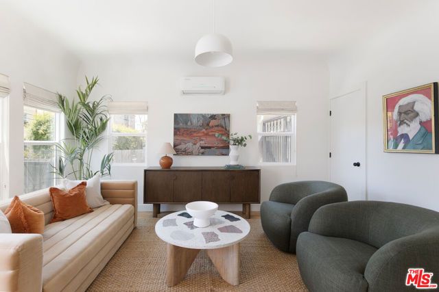 4437 Lockwood Avenue, Los Angeles, CA 90029