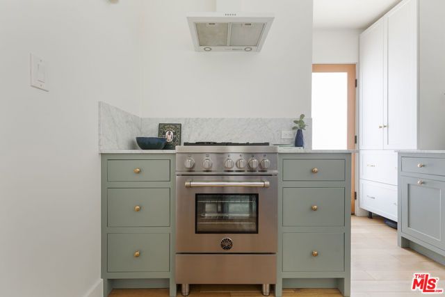 4437 Lockwood Avenue, Los Angeles, CA 90029