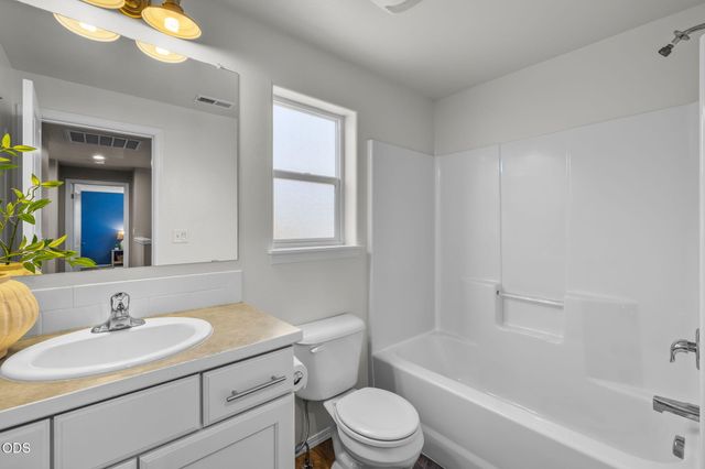 20345 SE Elaine Lane, Bend, OR 97702