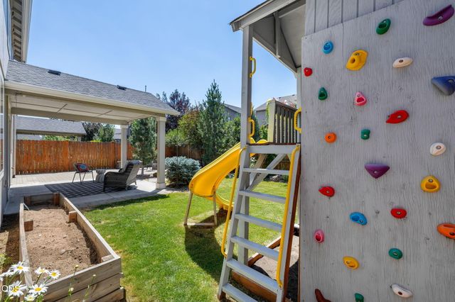 20345 SE Elaine Lane, Bend, OR 97702