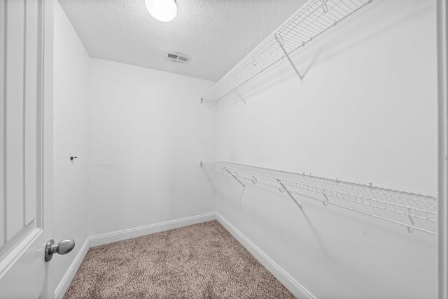 1132 Meachem Dr, Clarksville, TN 37042