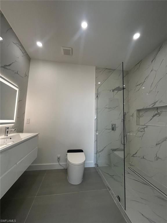 Image 17 of property listing at 2700 Embers TER, Cape Coral, FL 33991