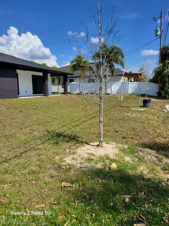 Image 44 of property listing at 2700 Embers TER, Cape Coral, FL 33991