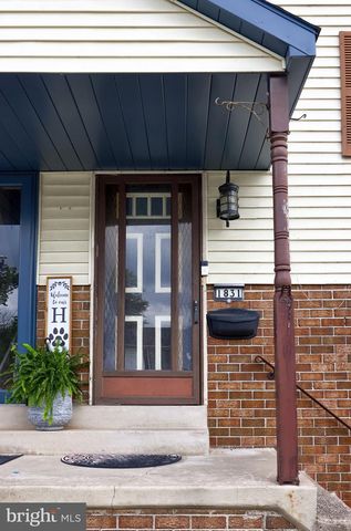 1831 LAKESIDE DR, Middletown, PA 17057