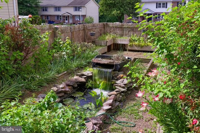 1831 LAKESIDE DR, Middletown, PA 17057