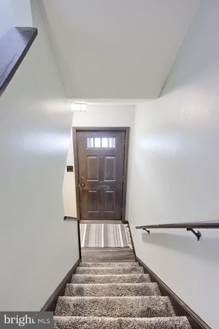 1831 LAKESIDE DR, Middletown, PA 17057