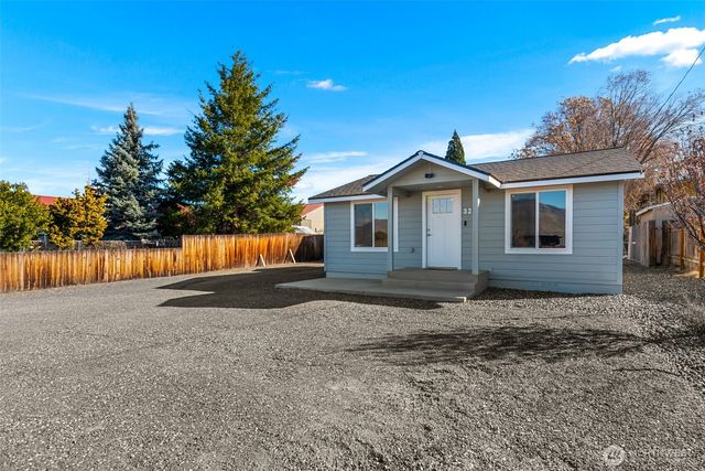325 Eastmont Ave, East Wenatchee, WA 98802