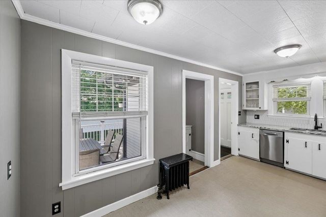 979 Union Street, Manchester, NH 03104