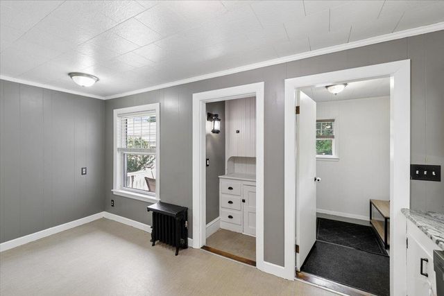 979 Union Street, Manchester, NH 03104