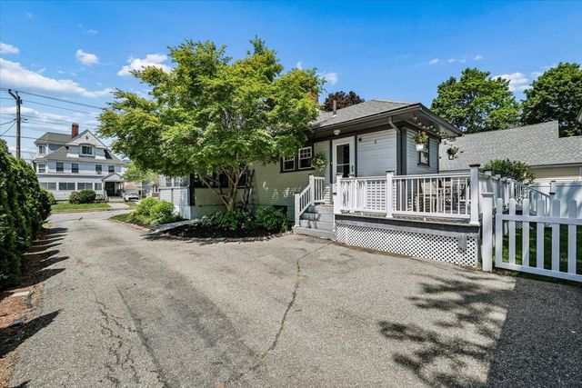 979 Union Street, Manchester, NH 03104