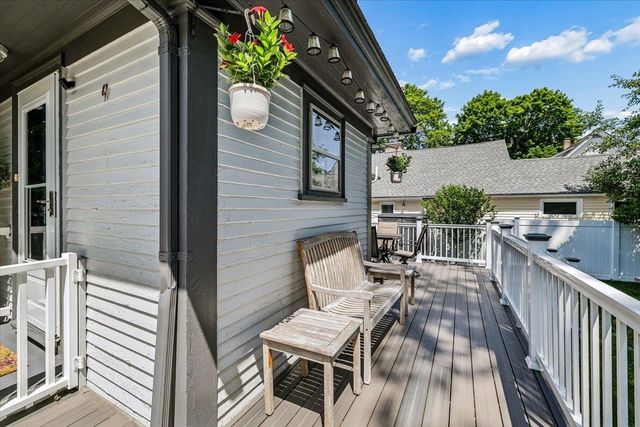 979 Union Street, Manchester, NH 03104