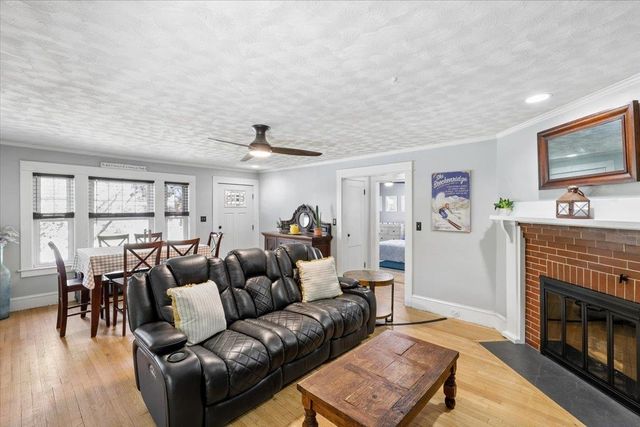 979 Union Street, Manchester, NH 03104