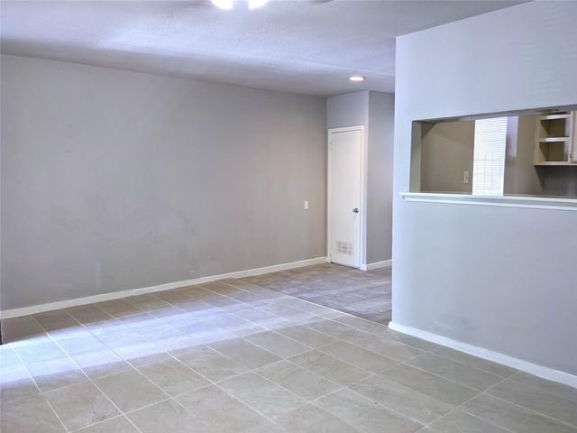 704 E 22nd Street, Houston, TX 77008