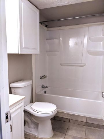 704 E 22nd Street, Houston, TX 77008