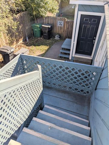 704 E 22nd Street, Houston, TX 77008